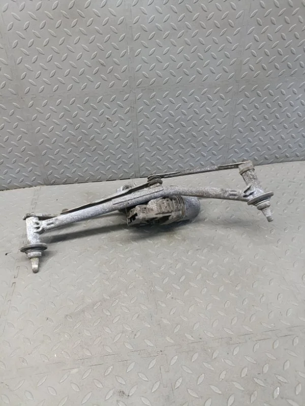 Трапеция дворников Peugeot 206 2008 6401F9 3E KFW 1.4