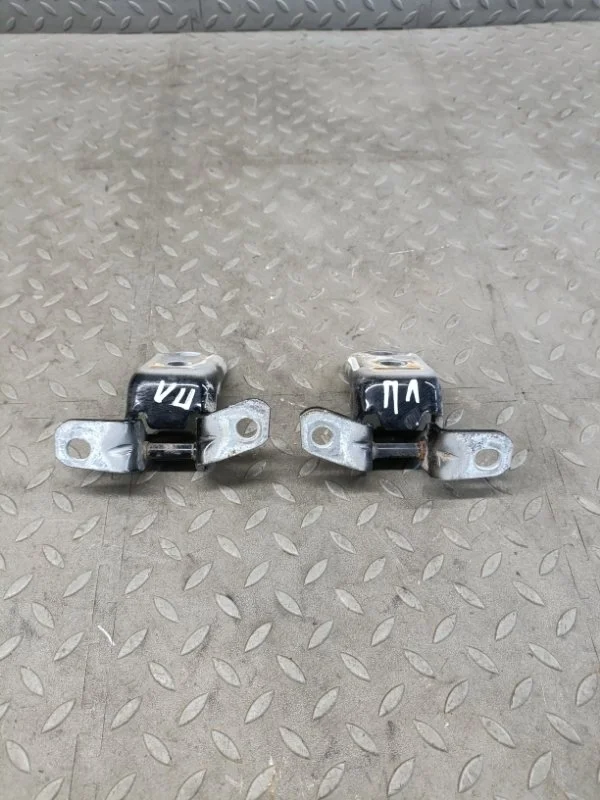 Петля двери Mazda CX-7 2007 F15159210A, передняя левая