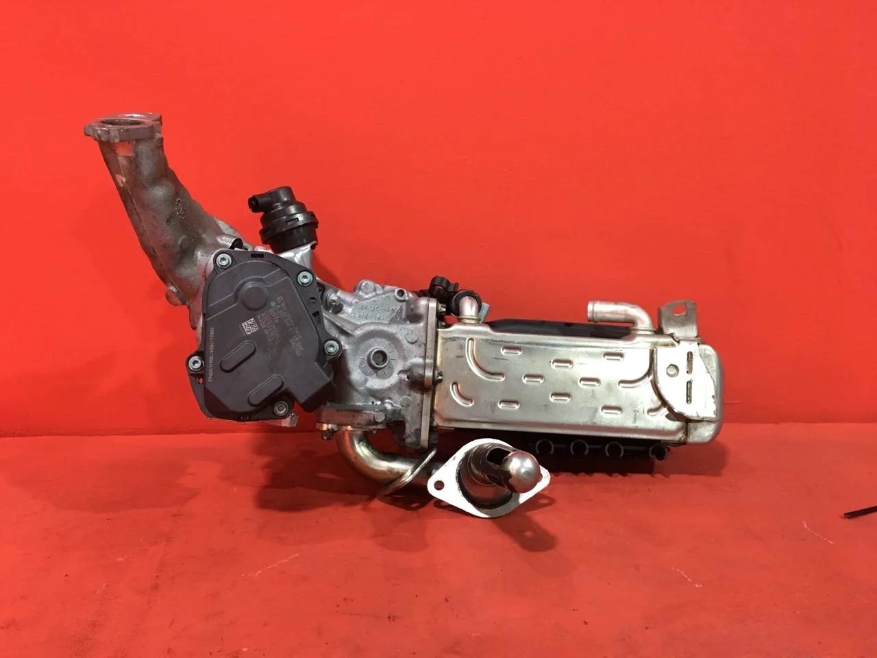 Радиатор системы EGR Mercedes-Benz E-Class W212 Универсал  2009-2016  OM651911 2.2L 2143 куб.см. дизель 100-150 кВт (136-204 л.с.) АКПП