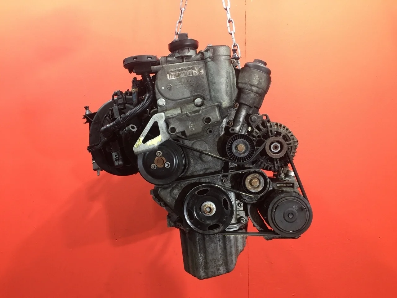 Двигатель Volkswagen Golf 5 5-дверный хэтчбэк 2003-2009  BLF 1.6L 1598 куб.см. бензин 85 кВт (115 л.с.) АКПП