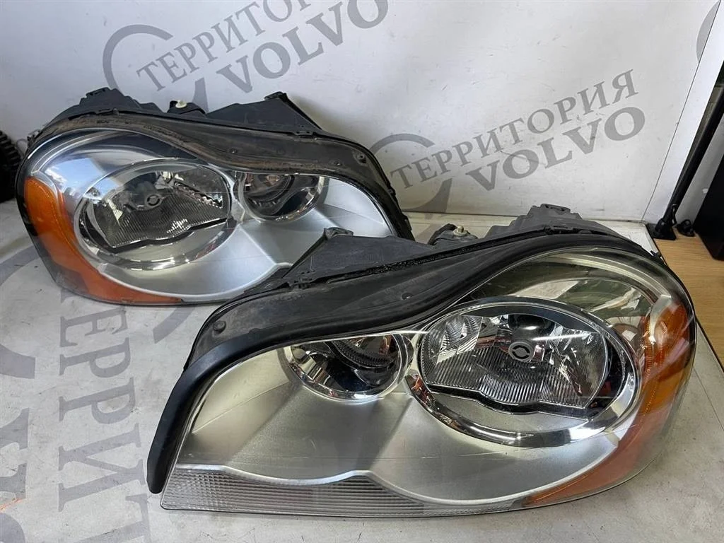 Фара левая / правая ксенон VOLVO XC90 2006-2014