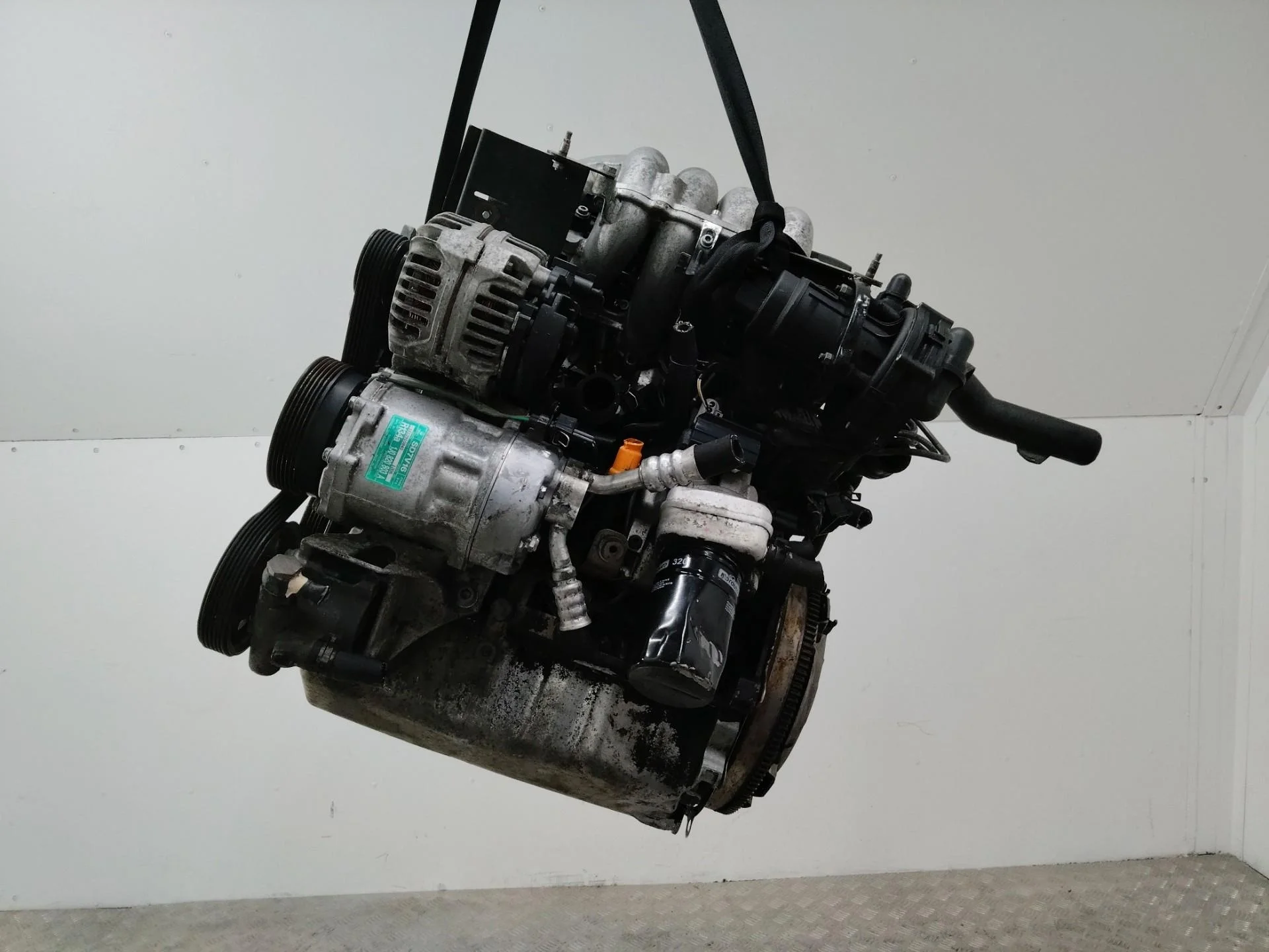 Двигатель AQY Volkswagen Golf 4 2.0 Бензин