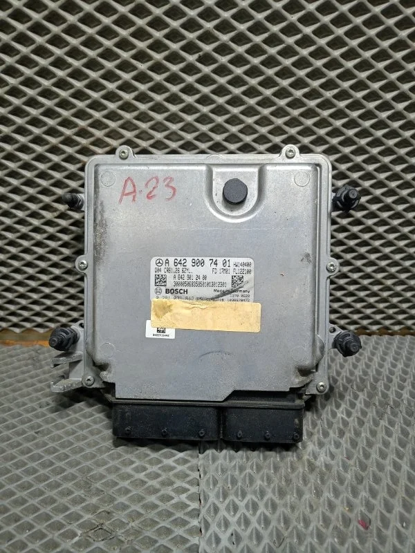 Блок управления двигателем Mercedes-Benz E-class A6429007401 213