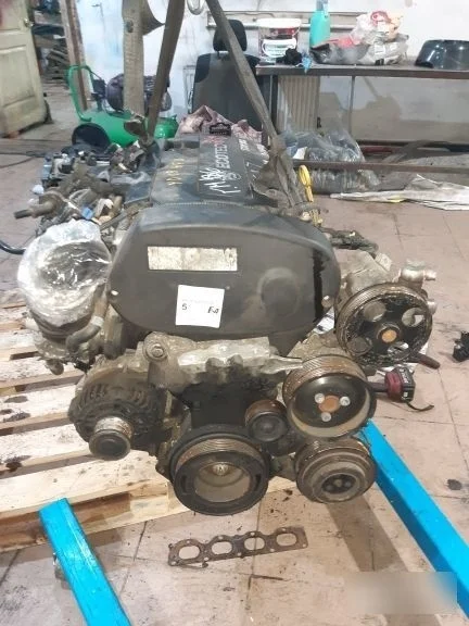 Двигатель Opel Astra 55561714 J A18XER