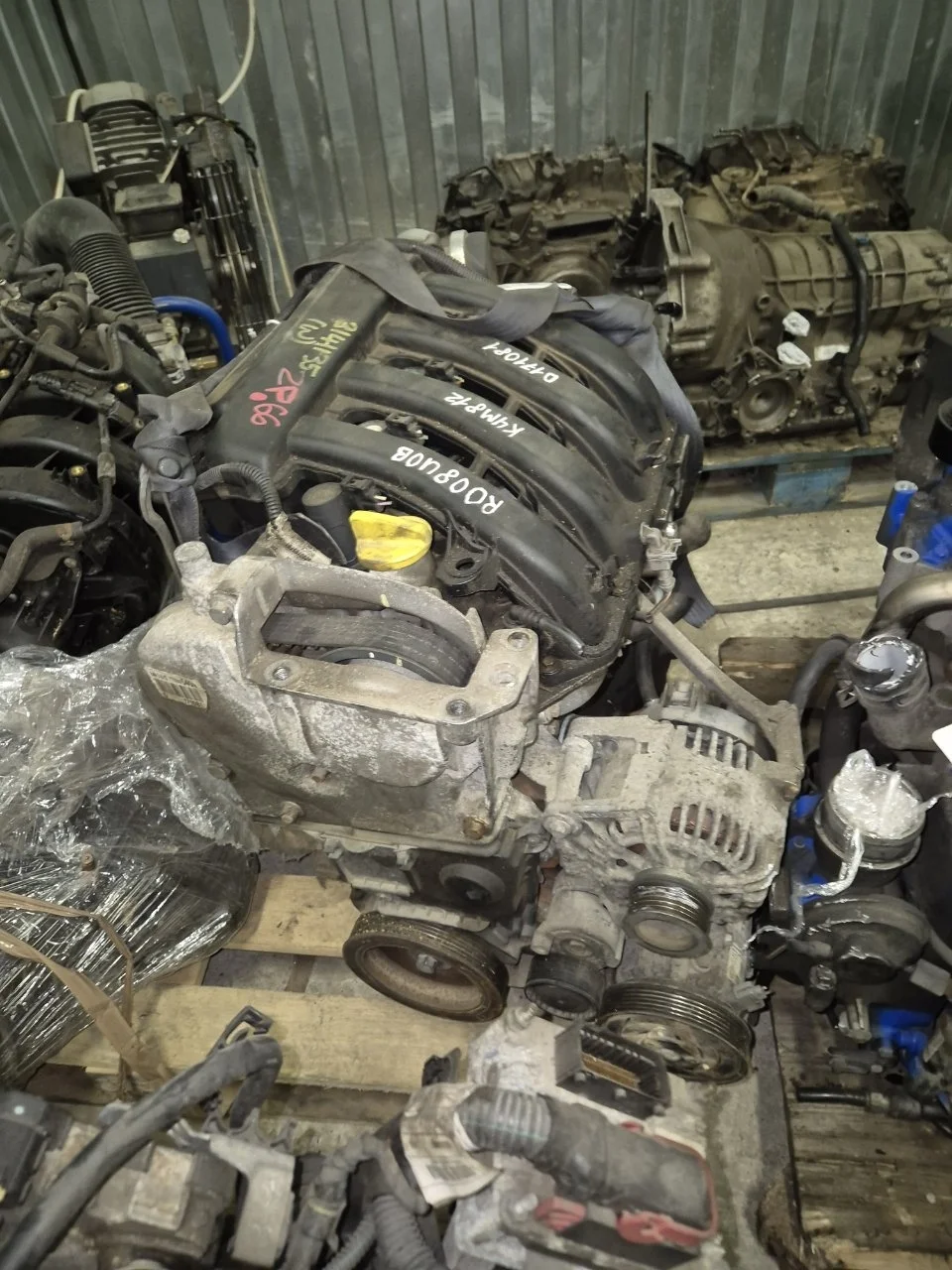 Двигатель Renault Megane 2 K4M812 K4M812