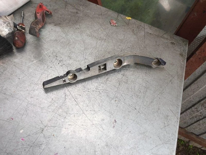 Кронштейн бампера ford C-max 2003-2007