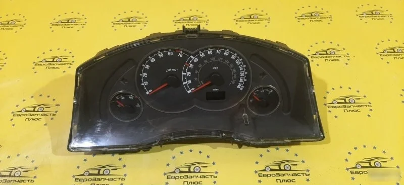 Щиток приборов Opel Zafira 13267542 B