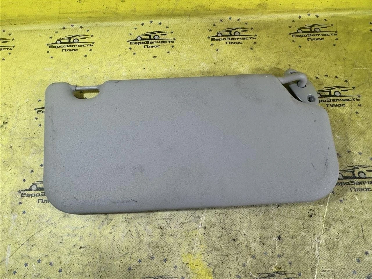 Козырек солнцезащитный Ford Fusion 1624479 B226, левый