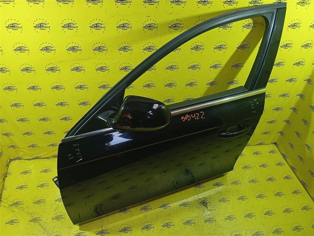 Дверь Audi A4 8K0831051J B8, передняя левая