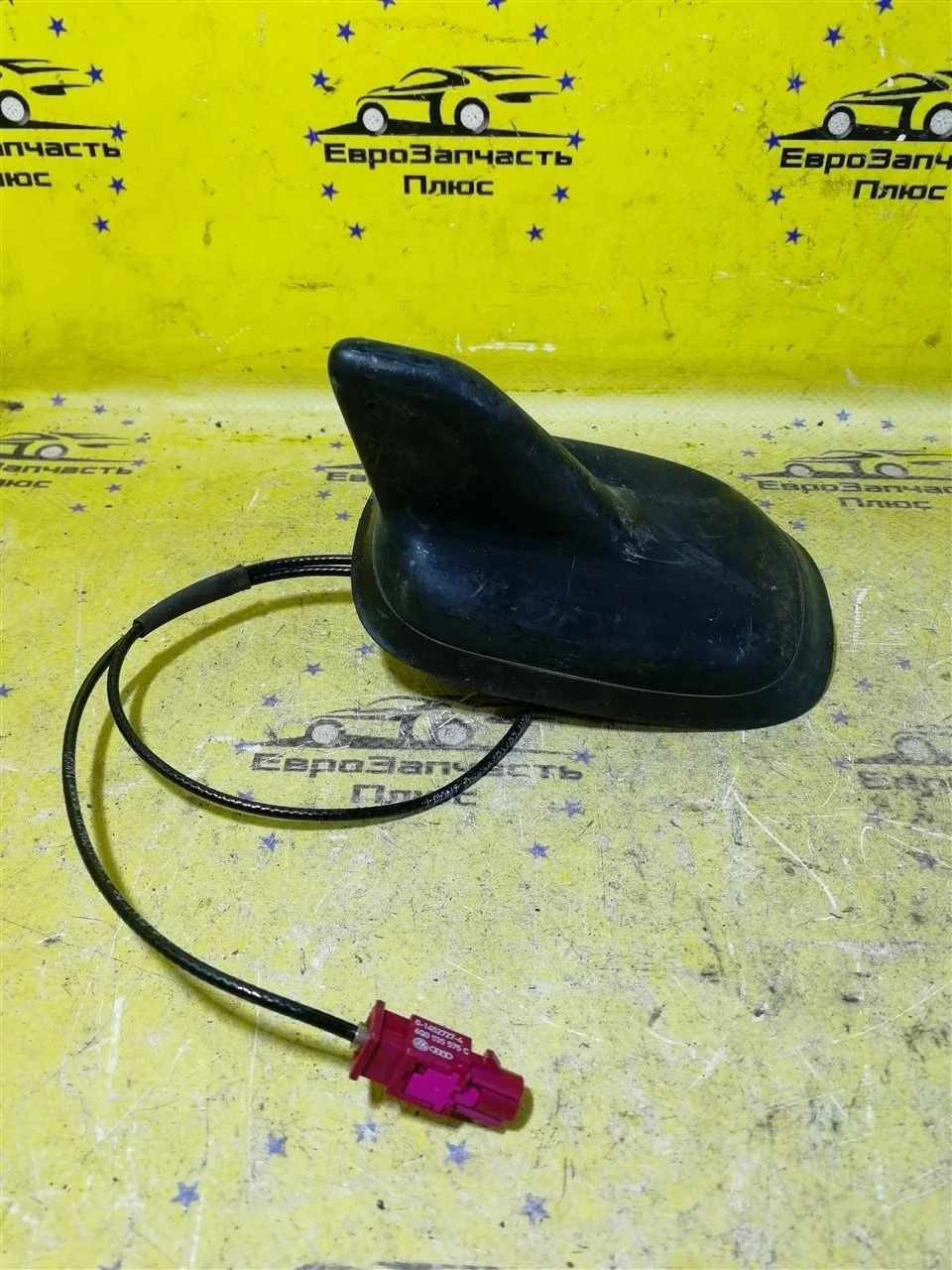 Антенна плавник Volkswagen Passat 3C0035507N B6