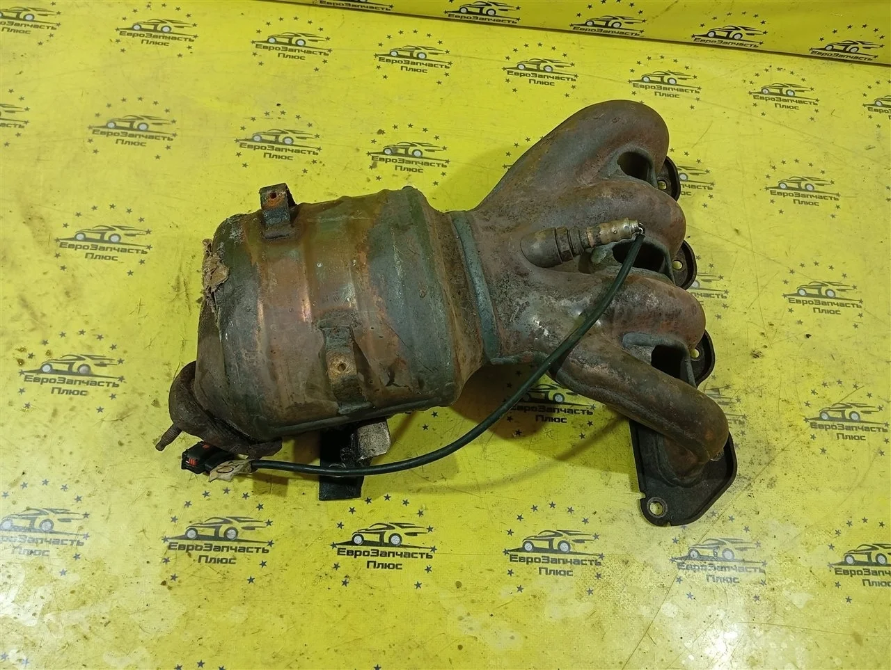 Коллектор выпускной Opel Astra 55559312 H