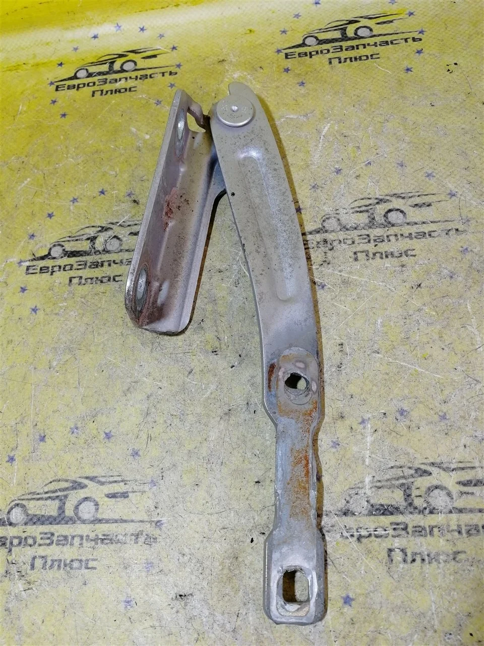 Петля капота Renault Duster 654016409R HS, левая