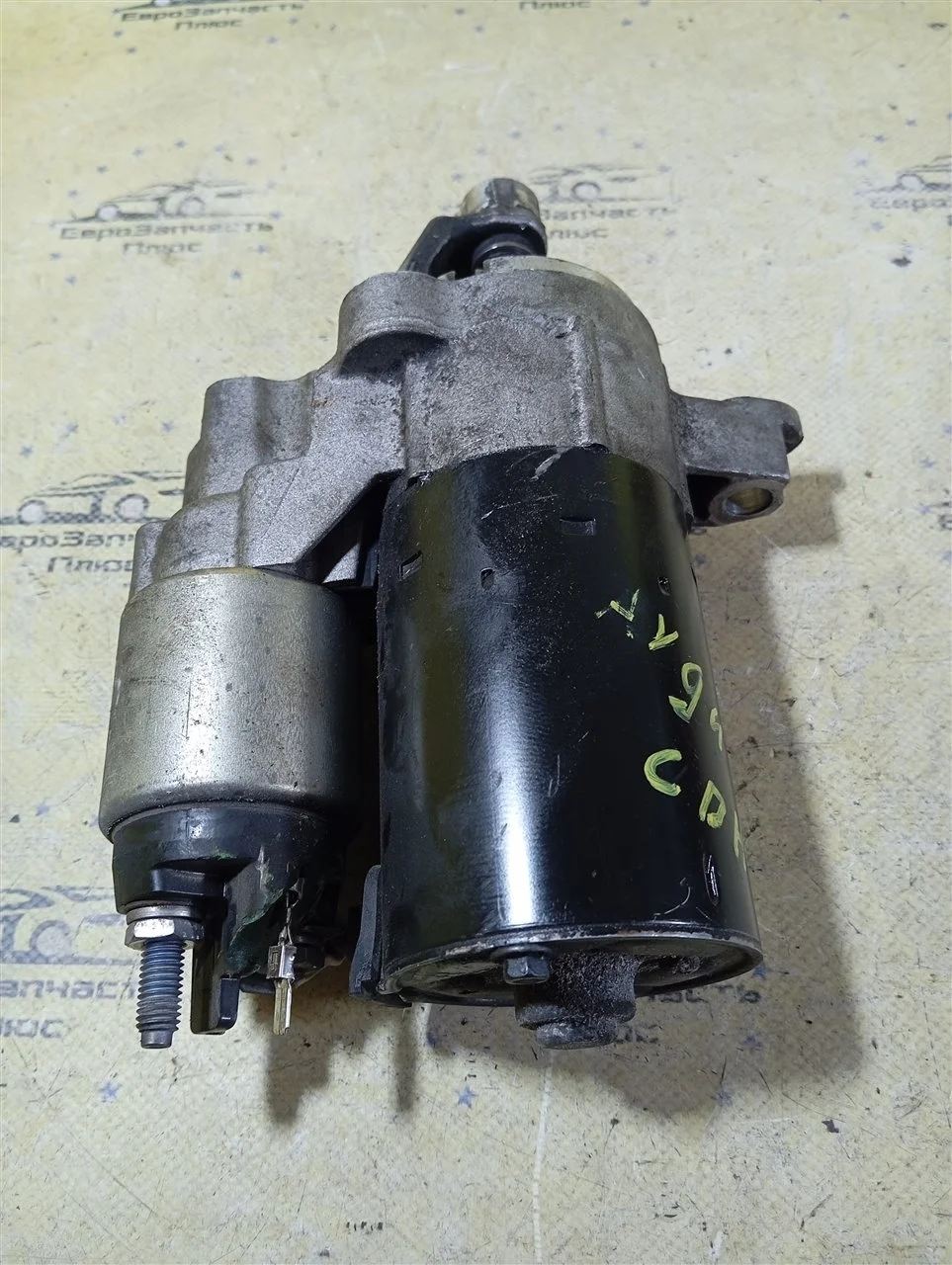 Стартер Audi A4 06H911021A B8