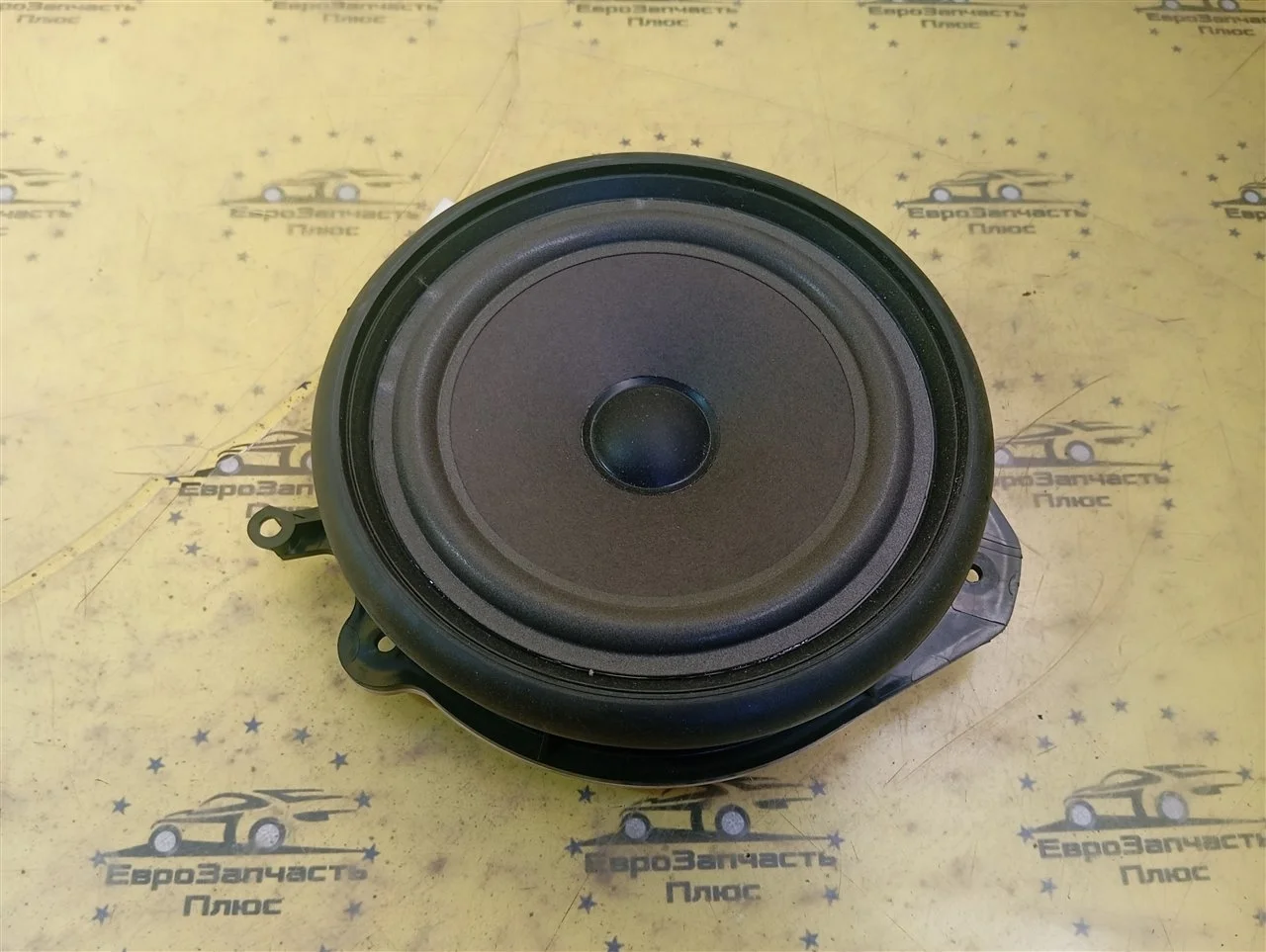 Динамик двери Audi A4 8E0035411 B7, передний