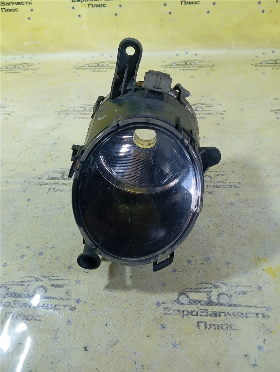 Противотуманная фара Opel Astra 13281271 J, правая