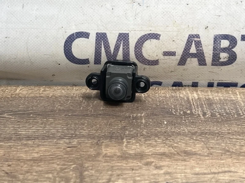 Камера Volkswagen Touareg 7P6980551C NF 3.6
