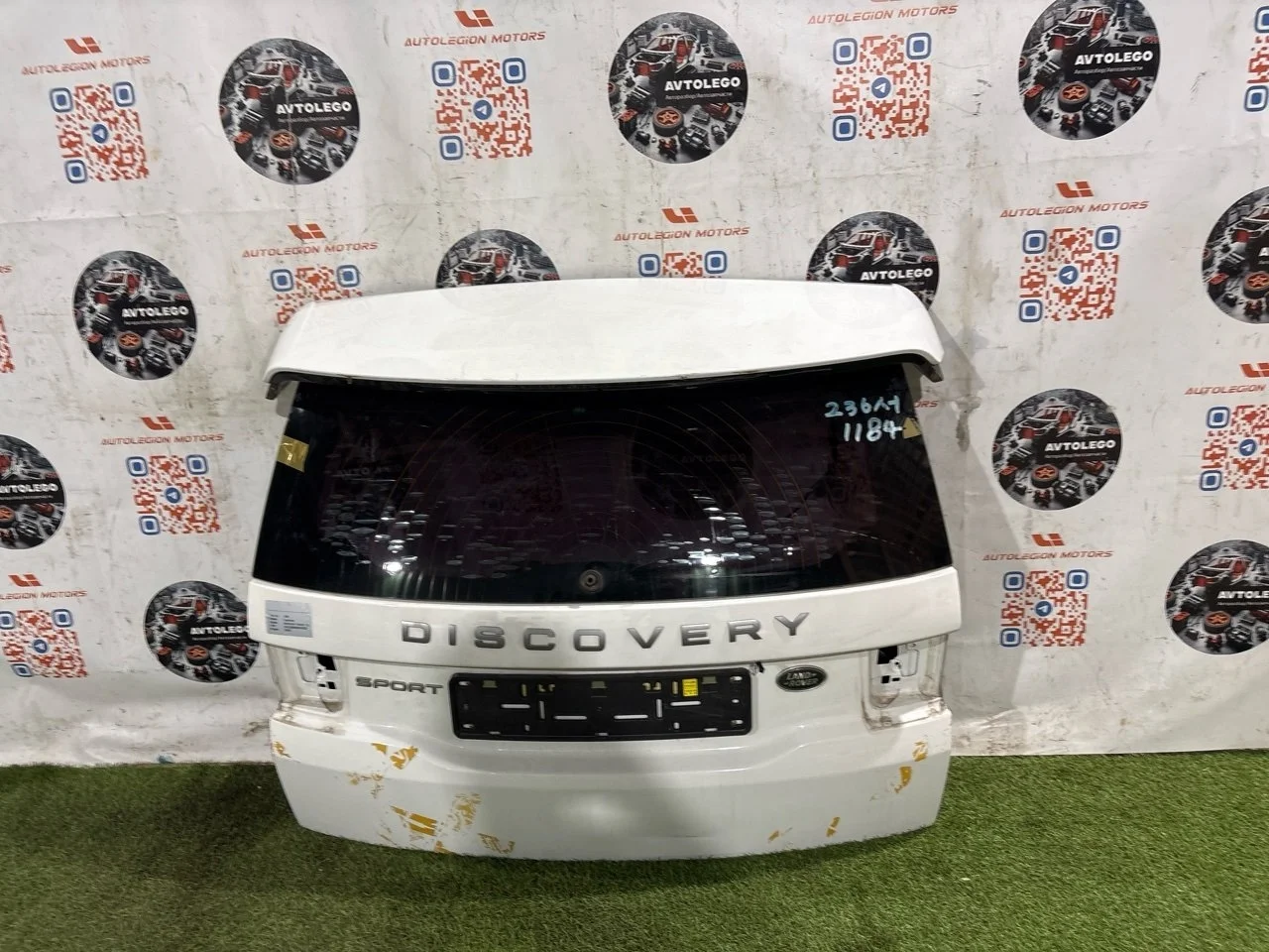 Крышка багажника Land Rover Discovery Sport 2016 LR061391 L550 204DTD