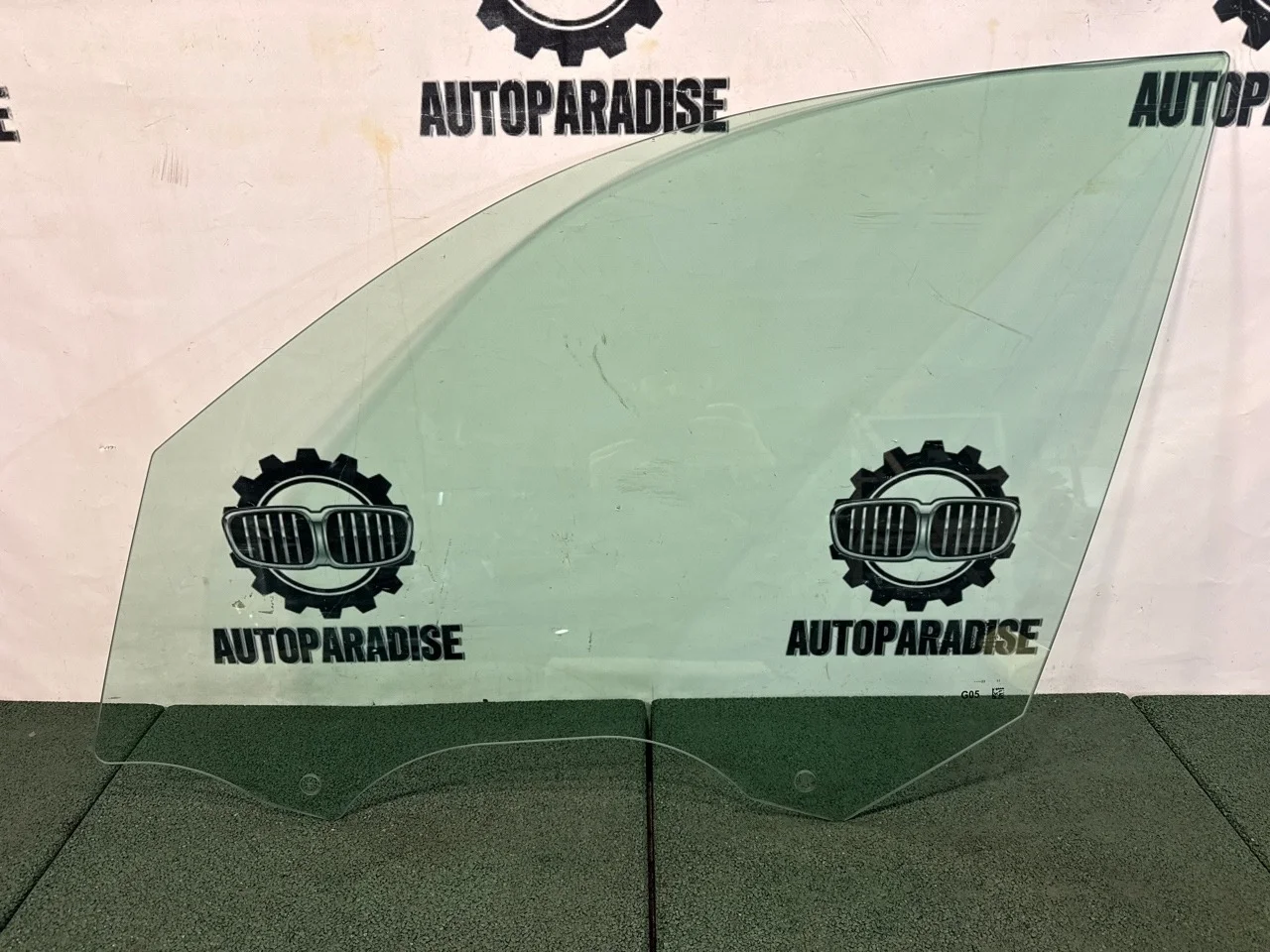 Стекло двери BMW X5 40dx 2022 51337430937 G05 B57D30B, переднее левое
