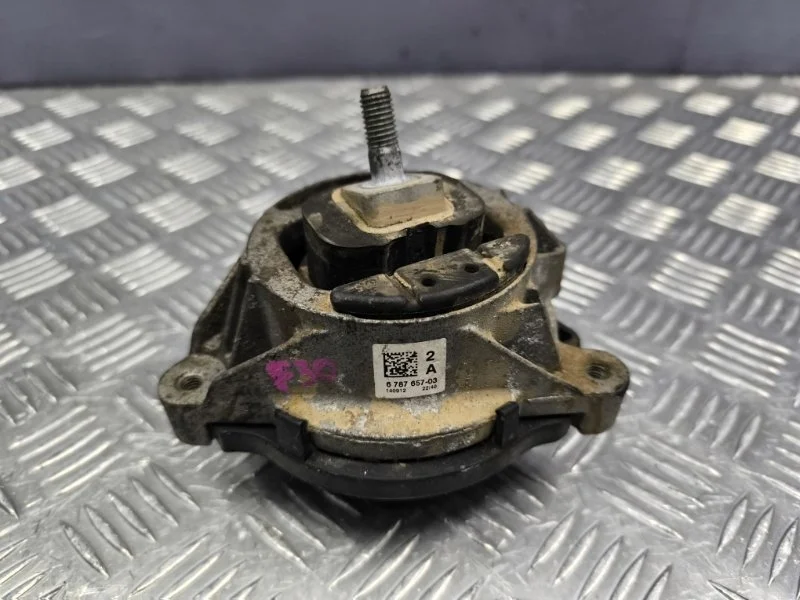 Подушка двигателя BMW 3 2012 22116856183 F30 N20B20B, левая
