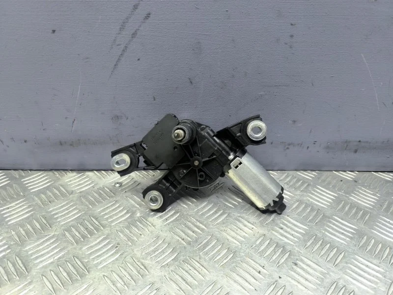Моторчик стеклоотчистителя volkswagen Passat 2008 3C9955711A B6 BZB