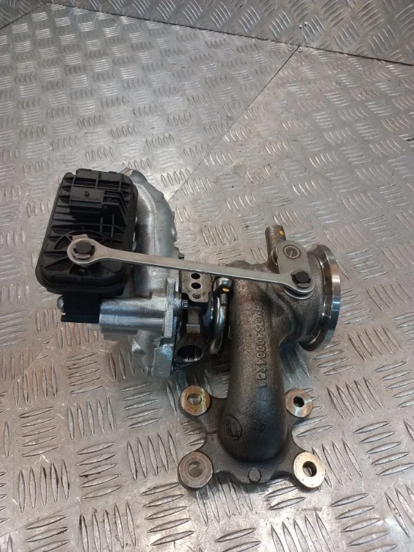 Турбина Volkswagen Polo 04E145722E CWV