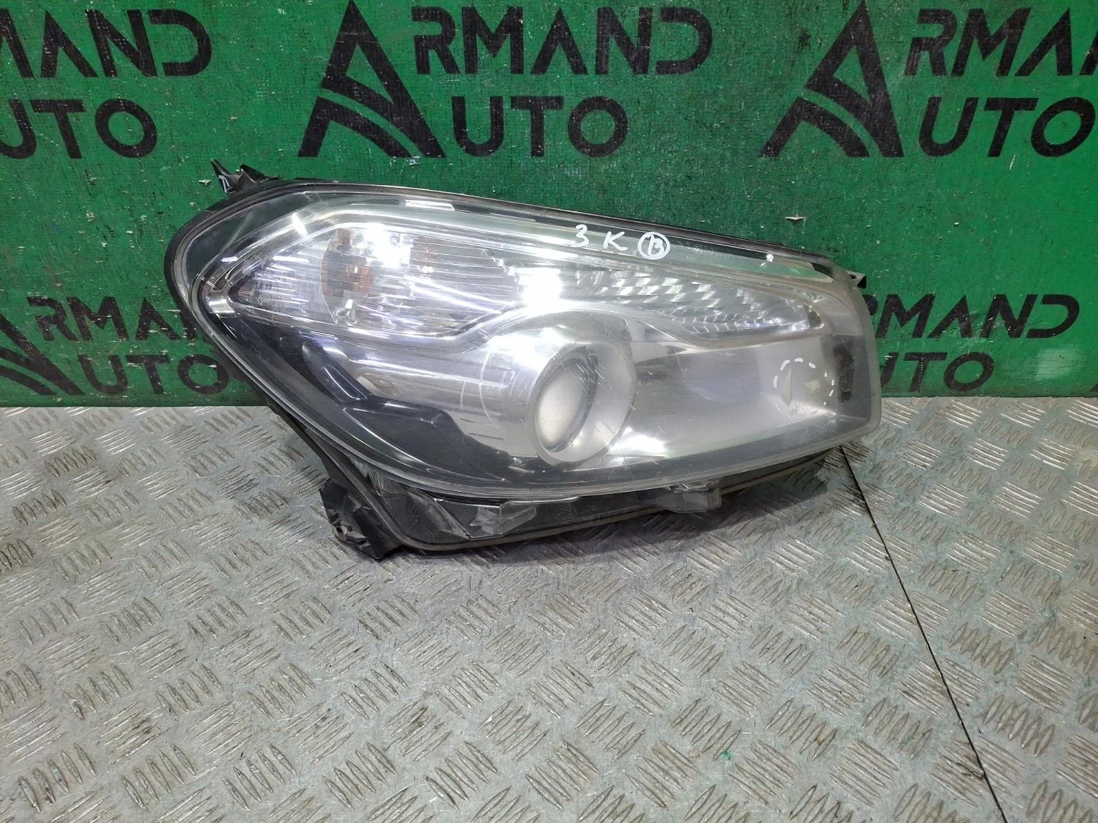 Фара Nissan Qashqai 2010-2013 26010BR00B 1 J10, правая