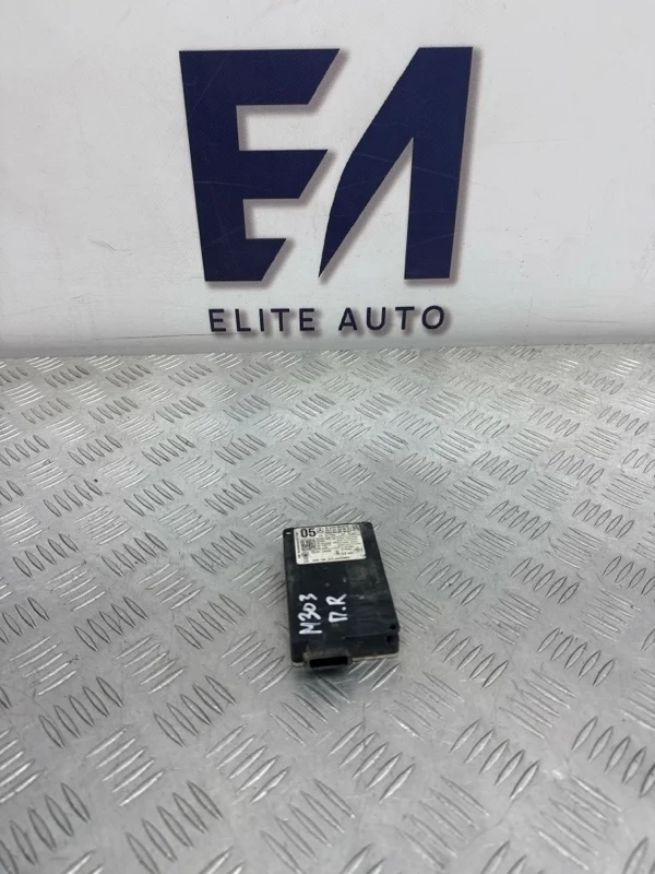 Датчик слепых зон Mercedes-Benz E-Class 2014 A0009055103 W212 3.5, передний правый