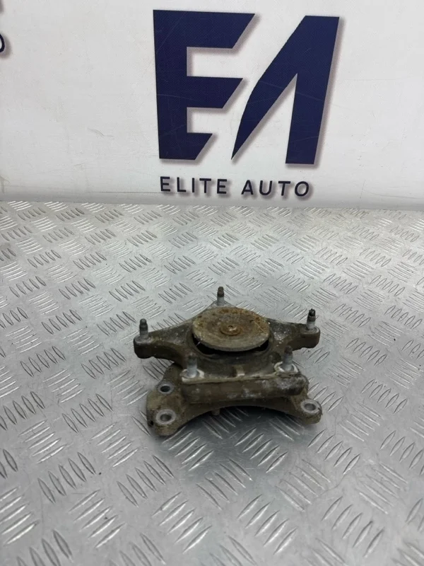 Подушка КПП Mercedes-Benz E-Class 2014 A2042400618 W212 3.5