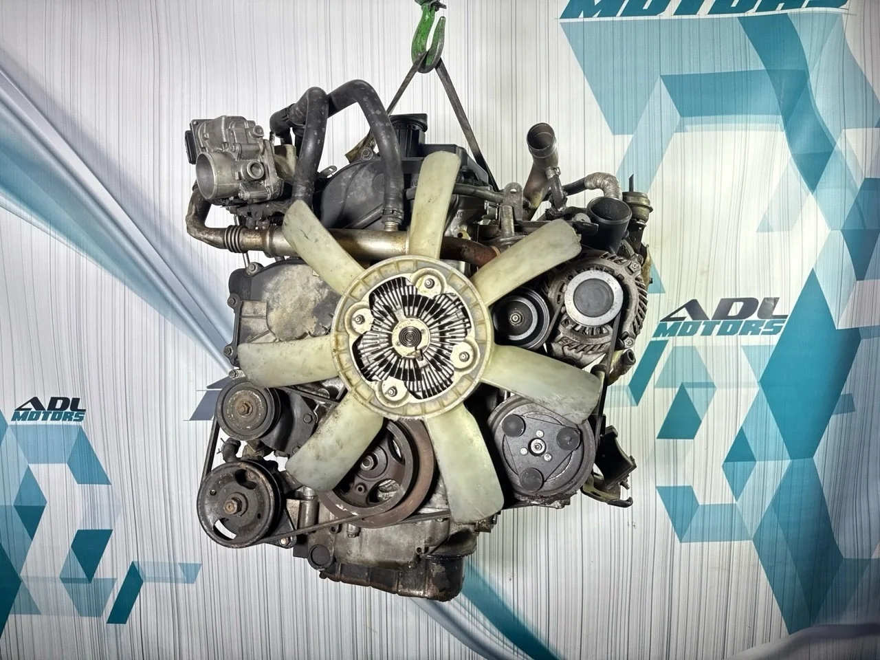 Двигатель Nissan Pathfinder 2006-2010 10102EB30A YD25 174HP СТОЛБ