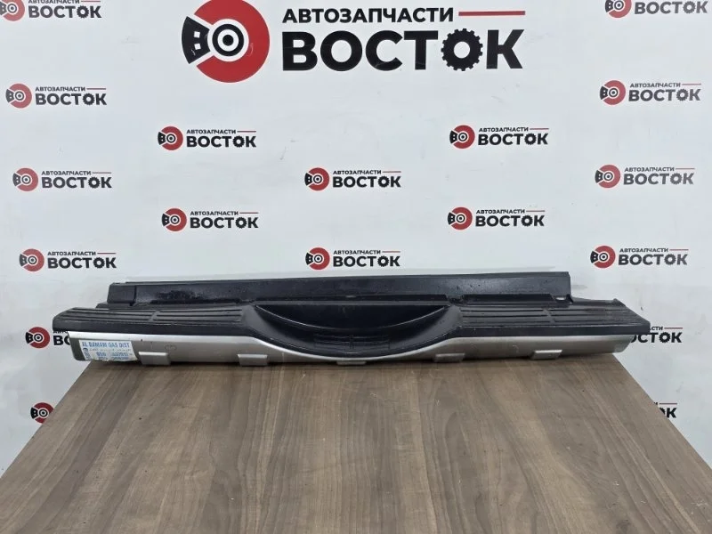 Бампер MITSUBISHI PAJERO 6410A315 V93W 6G72, задний