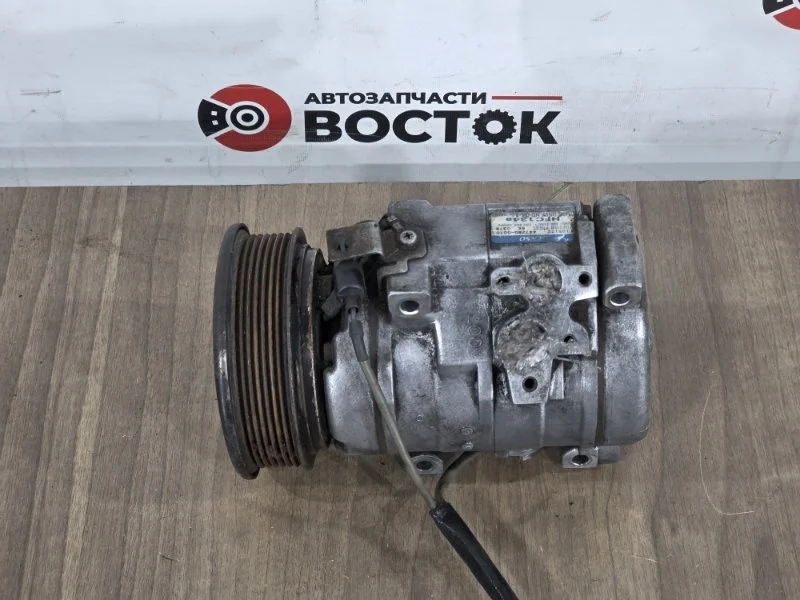 Компрессор кондиционера MITSUBISHI PAJERO MR500877 V73W 6G72