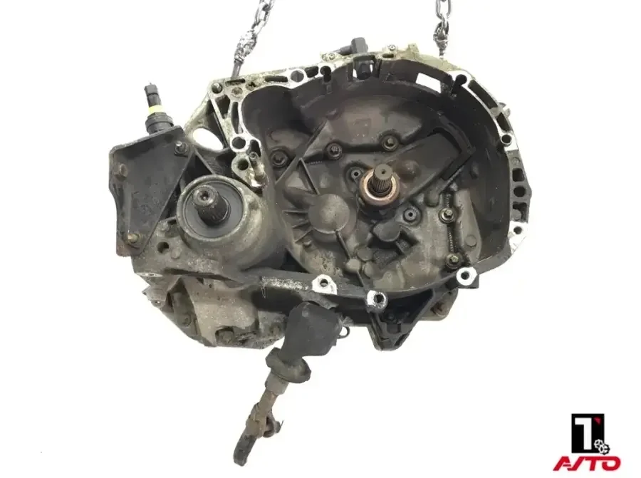 КПП (Коробка передач механическая),7700600037,Nissan Kubistar 2005