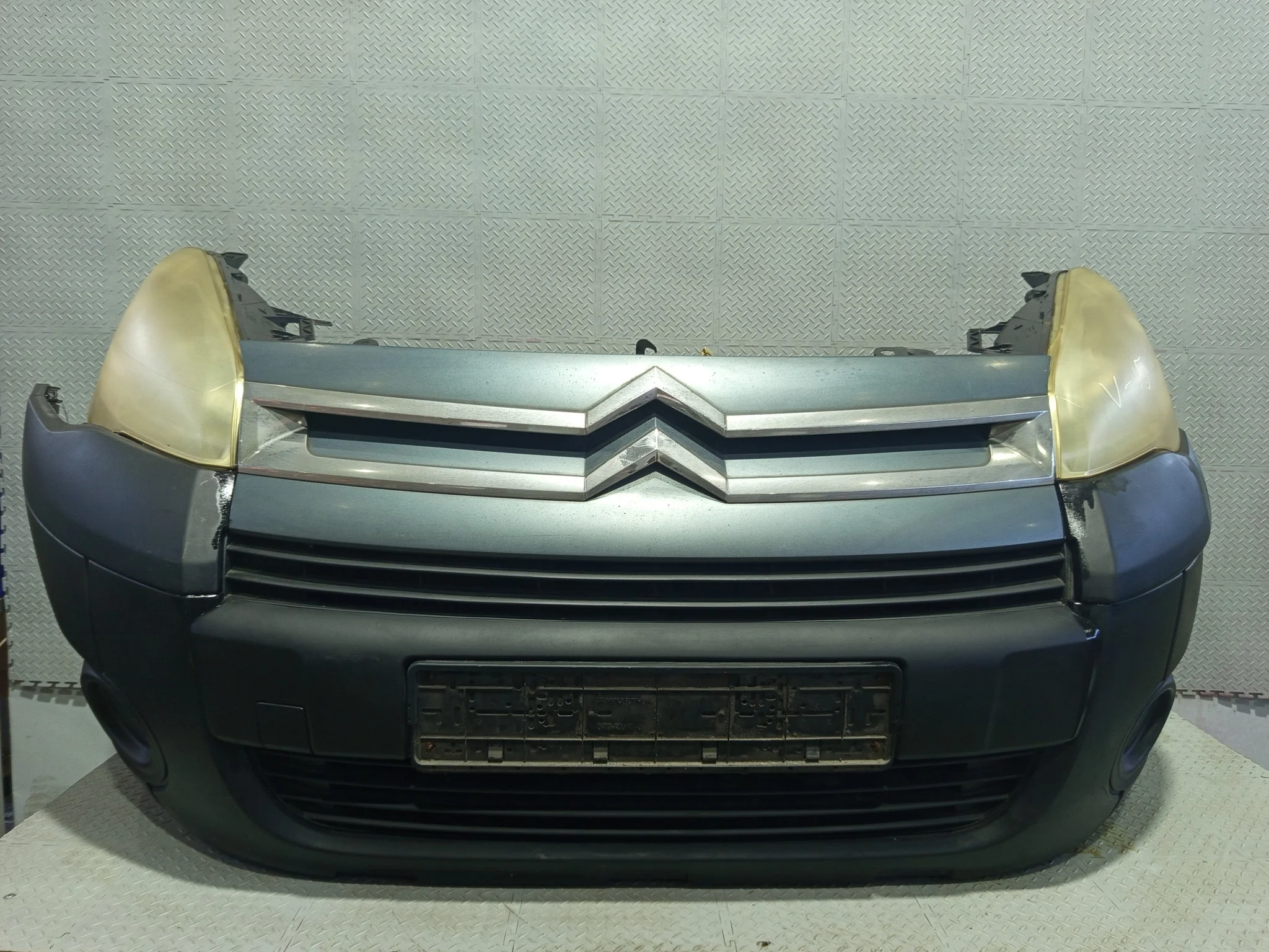 НОУСКАТ CITROEN PEUGEOT BERLINGO PARTNER PARTNER TEPEE 7401PV  некрашенный DY806