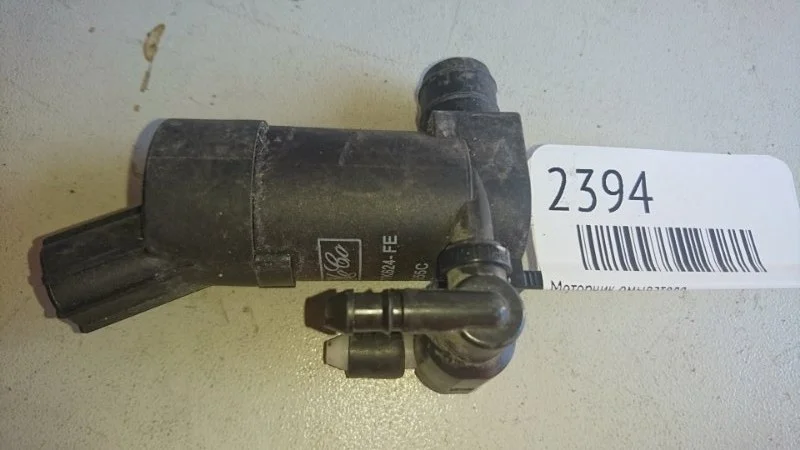 Моторчик бачка омывателя Ford Focus 2 2005-2011