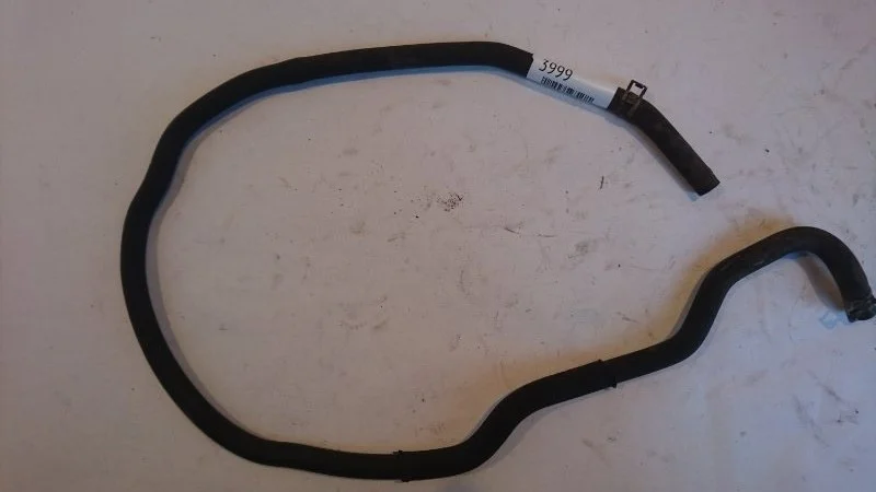 Патрубок системы охлаждения Ford Focus 2 2005-2011