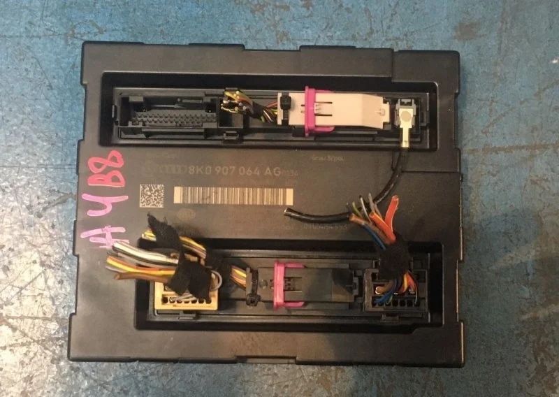 Блок комфорта Audi A4 B8