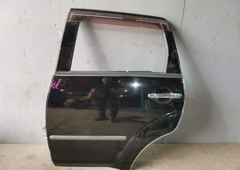 Дверь Mitsubishi Outlander XL CW