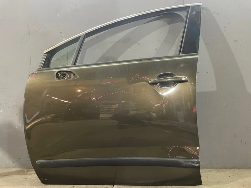 Дверь Peugeot 3008 1