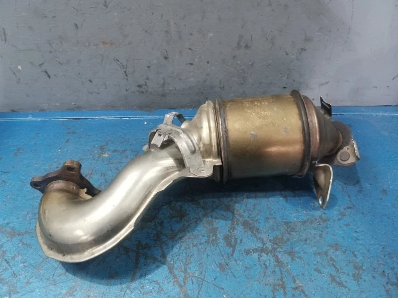 Катализатор Volkswagen Golf 6