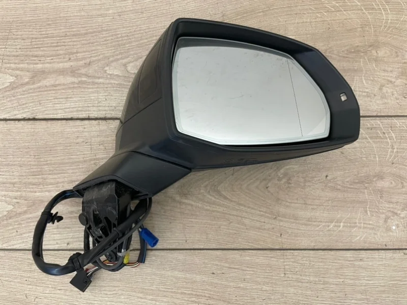 Зеркало Audi Q7 2015- 4M