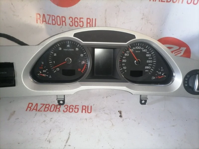 Щиток приборов Audi A6 2010 4F5