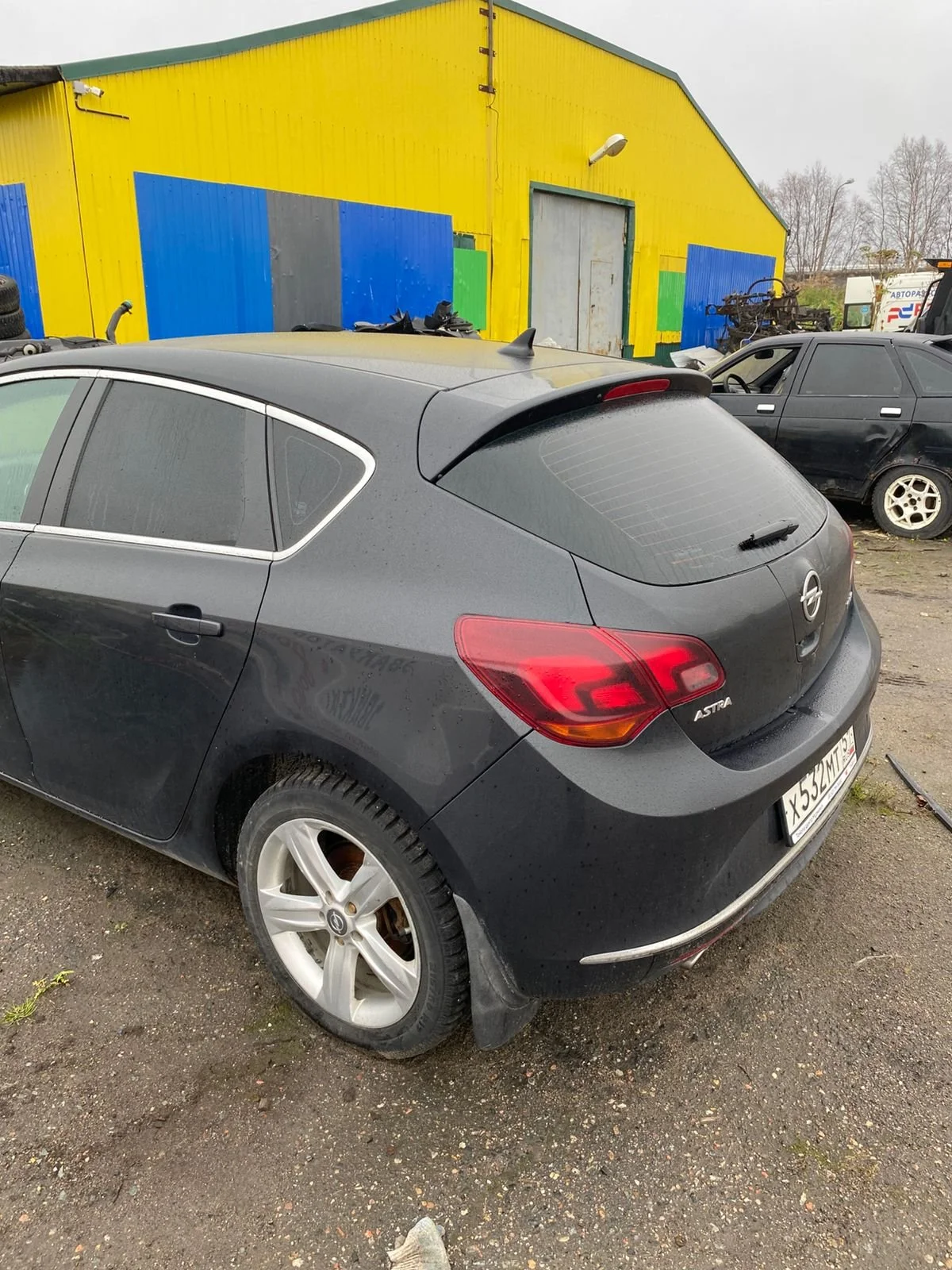 Дверь задняя левая Opel Astra J Хэтчбек 2009-2017