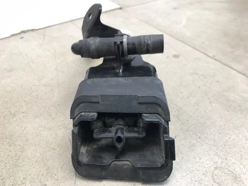 ФОРСУНКА ОМЫВАТЕЛЯ ФАР MAZDA MAZDA 6 2007 GS1F5182XA GH 1.8, правая