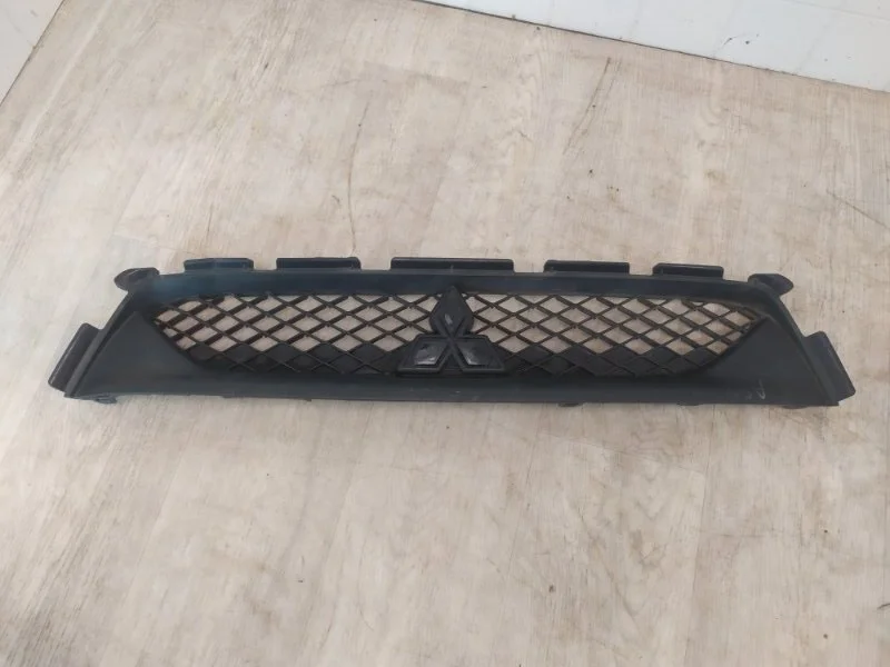 РЕШЕТКА БАМПЕРА MITSUBISHI ASX 2010 2011 2012 6402A216 GA1W 4B10, передняя
