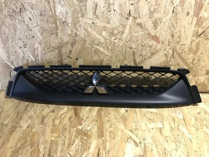 РЕШЕТКА БАМПЕРА MITSUBISHI ASX 2010 2011 2012 6402A216 GA1W 4B10, передняя