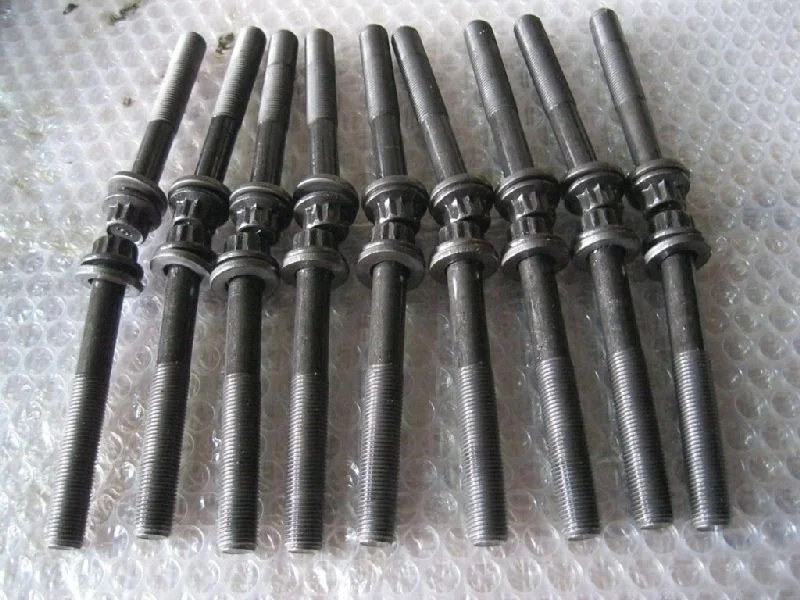 Болт MITSUBISHI L200 2005- 2005 2006 2007 2008 2009 2010 2011 2012 2013 2014 2015 1005B373 KB4T 4D56