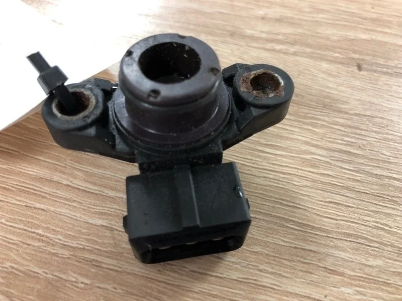 ДАТЧИК ДАВЛЕНИЯ ВПУСКНОГО КОЛЛЕКТОРА MITSUBISHI ASX 2007 1865A139 CY1A 4B10