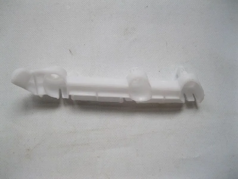 КРОНШТЕЙН БАМПЕРА MITSUBISHI OUTLANDER 3 2012- 6400F880 GF2W 4B10, передний правый