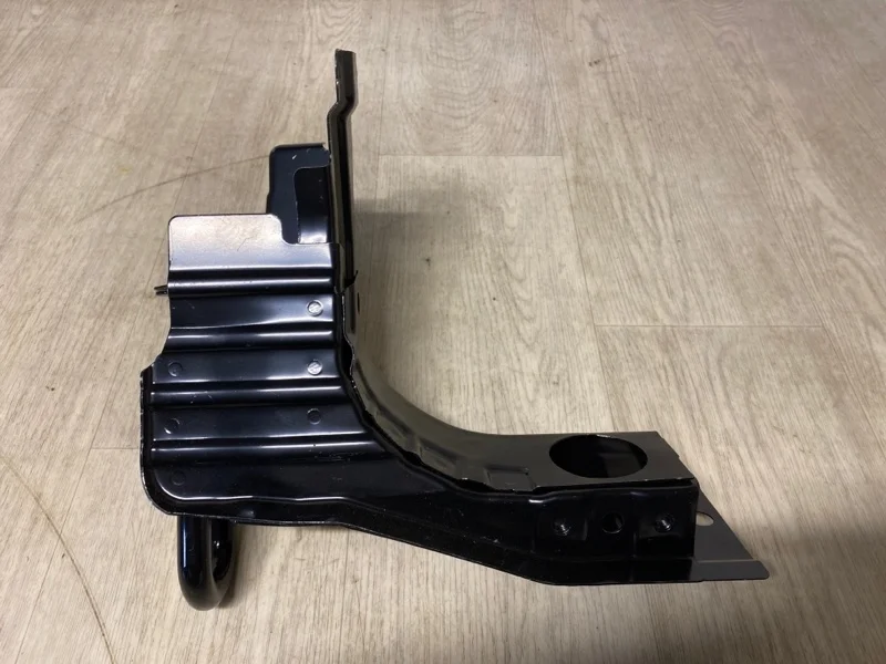 ПАНЕЛЬ ПЕРЕДНЯЯ/ТЕЛЕВИЗОР MITSUBISHI OUTLANDER 3 2012- 5220H030 GF2W 4B10, правый