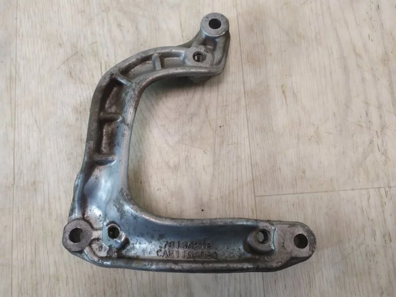 Кронштейн MITSUBISHI OUTLANDER XL 2006 2007 2008 2009 2010 2011 2012 7813A218 CW1W 4B11